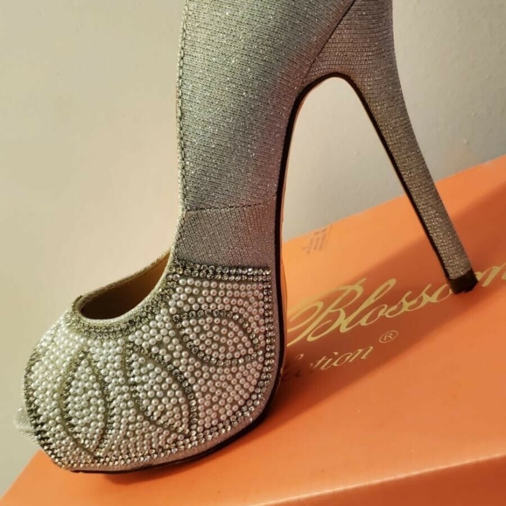 High heels - Picture 6 of 6